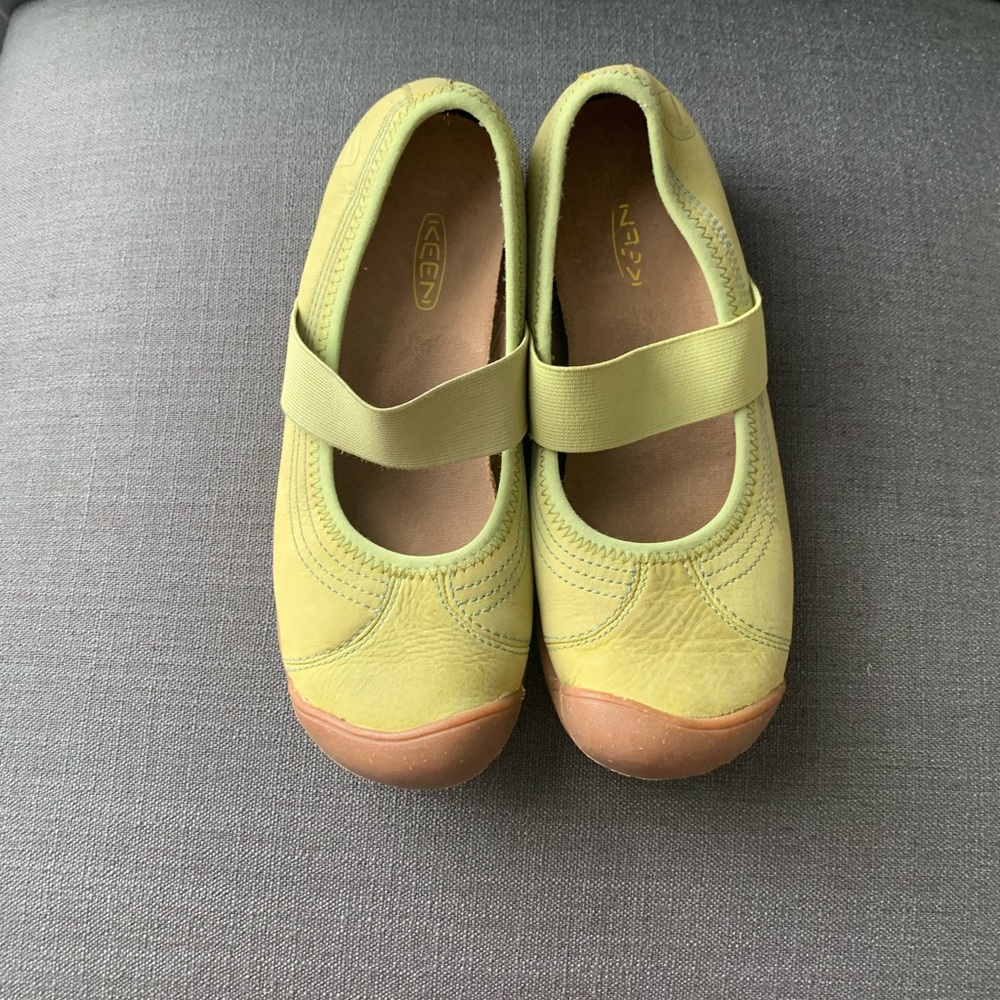 keen mary jane canvas shoes